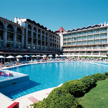 Image of Marti La Perla Hotel