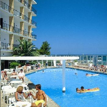 Image of San Remo Hotel